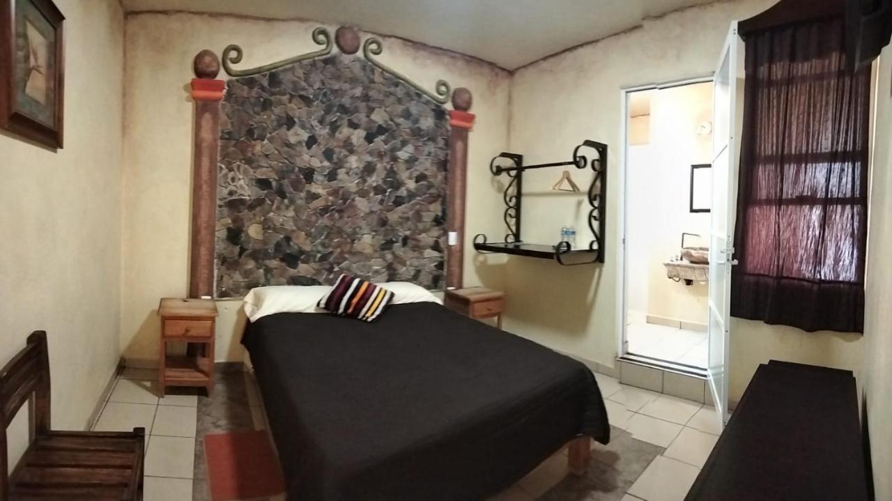 Hotel Casa Del Arbol Bernal Extérieur photo